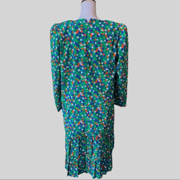 VINTAGE CLASSIQUE  GREEN TWO PIECE COLORFUL POLKA-DOTED DRESS - Picture 5 of 16